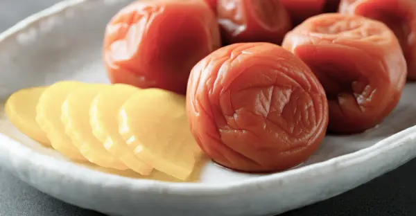 こんにゃくや漬物などの食品パッケージ例