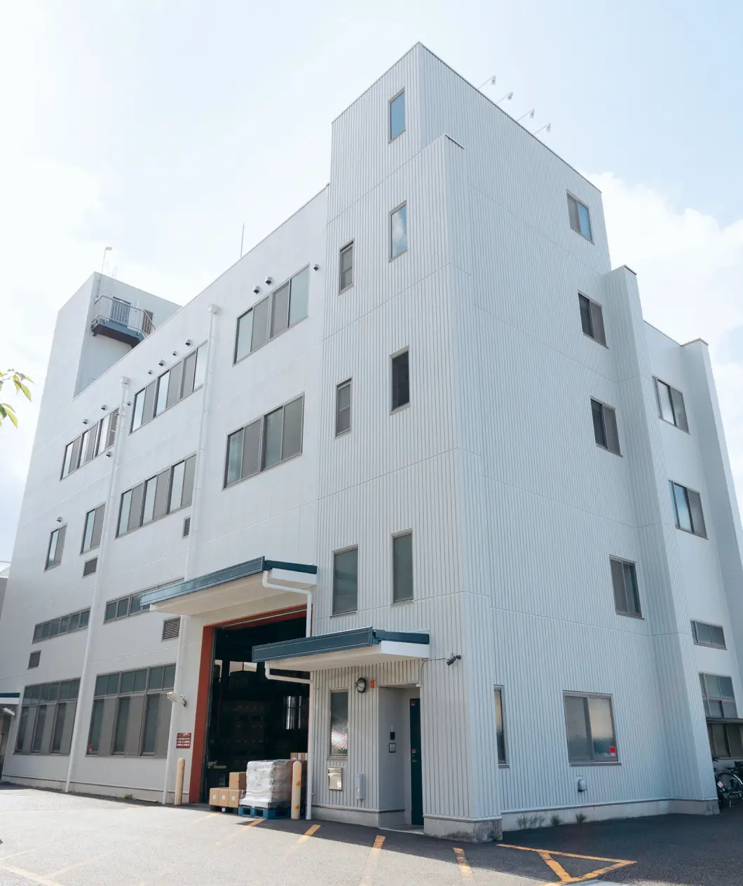 東和グラビヤ印刷株式会社 本社ビルの外観